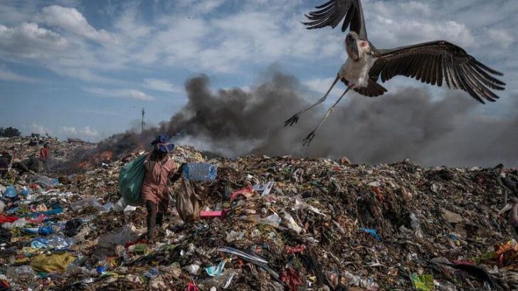 Ropa de segunda mano: Buena parte termina desechada en África o Asia