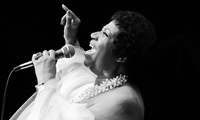 Aretha Franklin lanza su disco de versiones